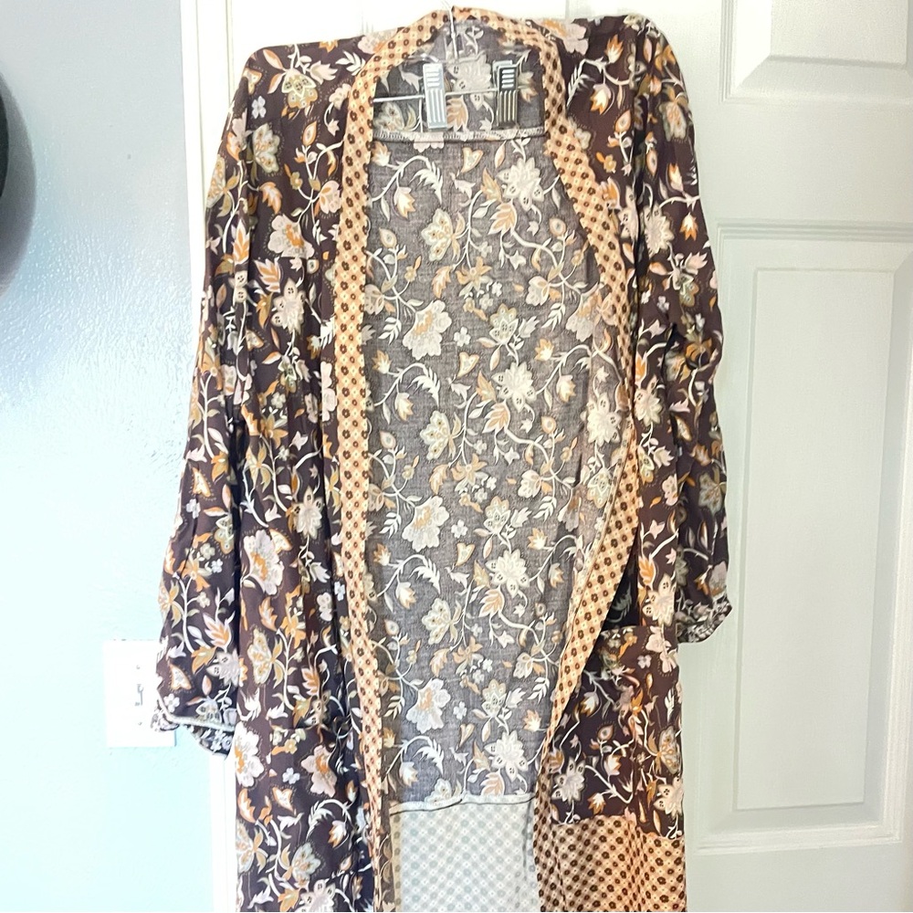 Vintage Havana Floral Kimono Jacket/robe Brown and Cream